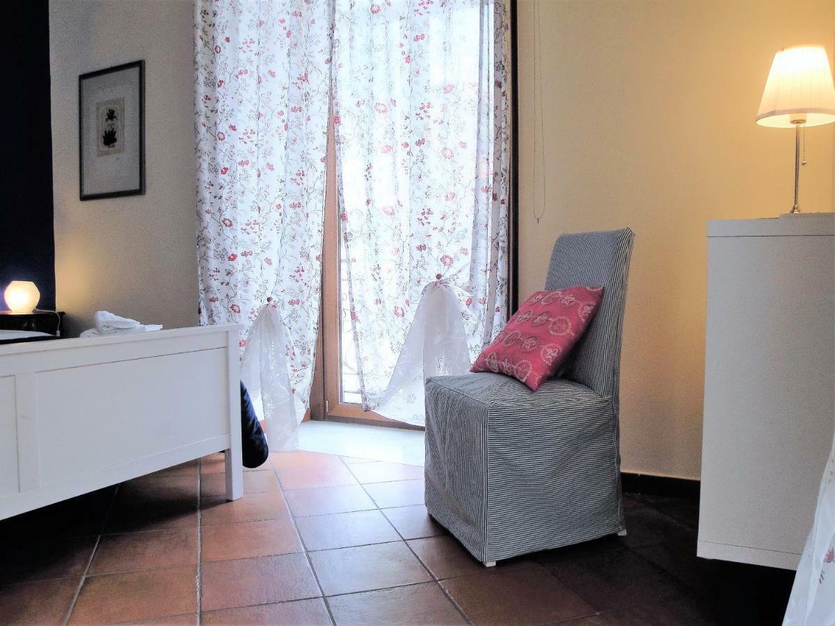 Umberto I Holiday House Неаполь Экстерьер фото